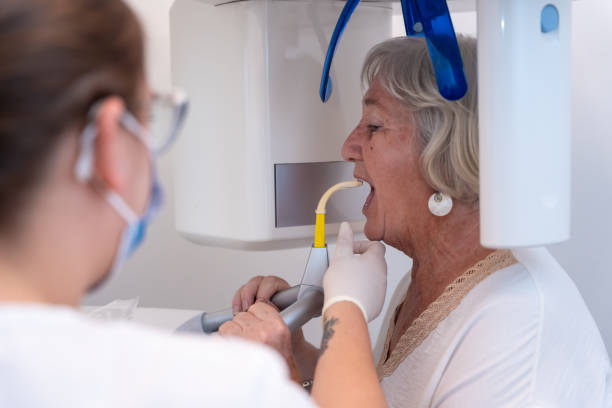 Best Emergency Tooth Extraction in Seven Lakes, NC
